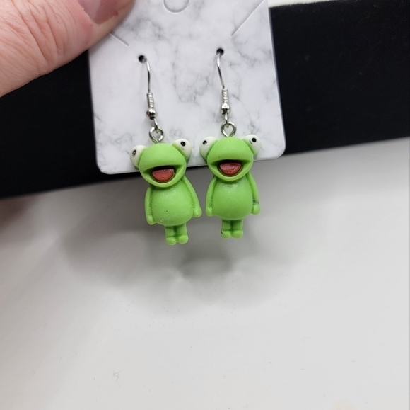 New Frog Earrings - Picture 2 of 3